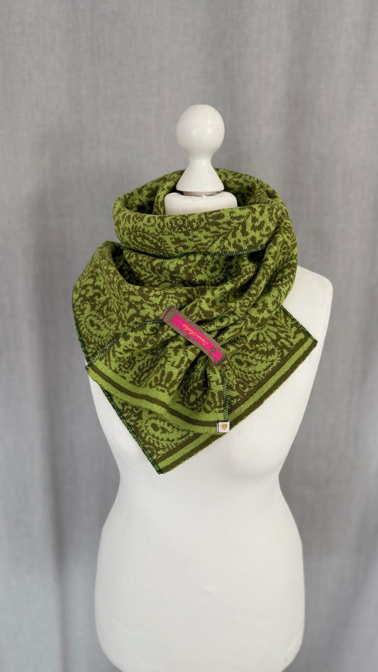Merino Schaal in Grün/Olive