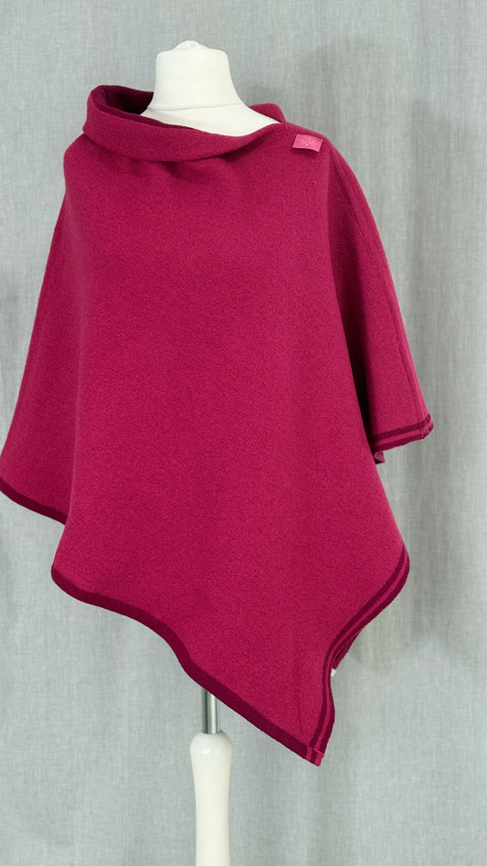 Poncho Brombeere (hell)