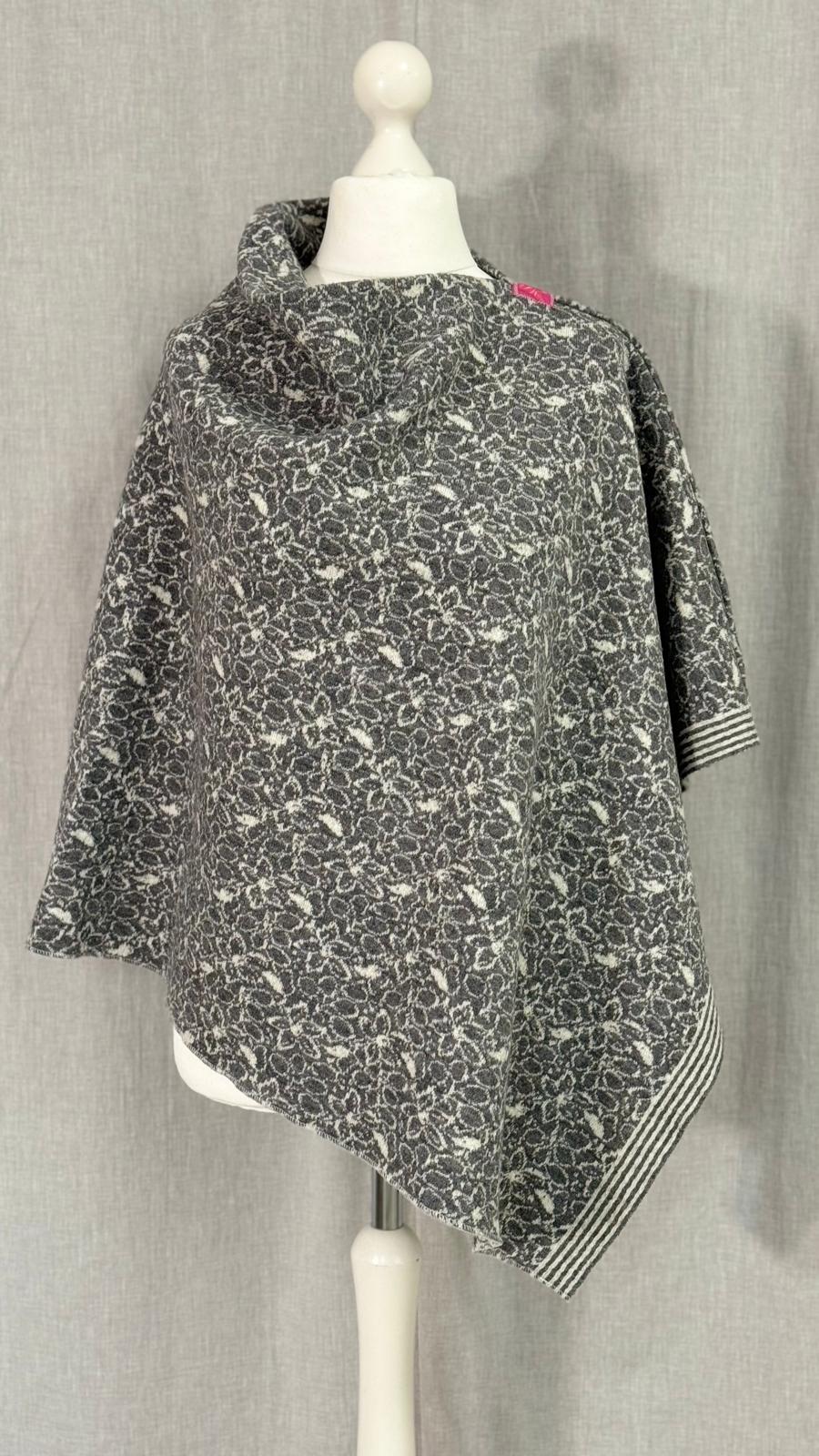 Poncho "Blume" dunklegrau