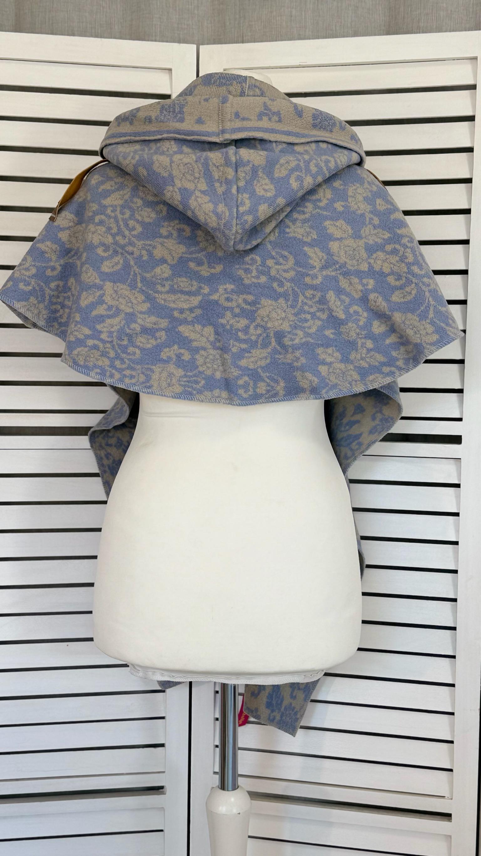 Kapuzenschal "Hobbit" Blumenranke Blau/Grau